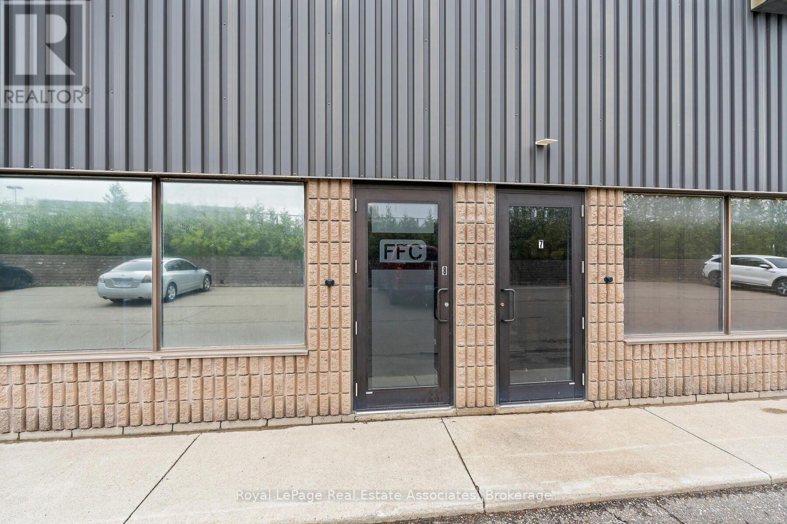 8 - 150 Armstrong Avenue, Halton Hills (Georgetown), Ontario  L7G 5G8 - Photo 5 - W14109506