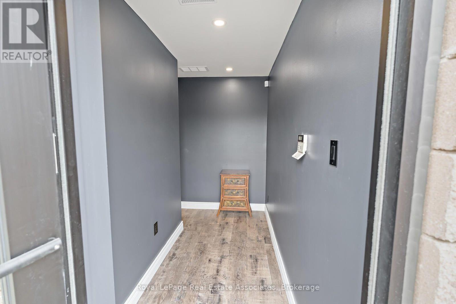 8 - 150 Armstrong Avenue, Halton Hills (Georgetown), Ontario  L7G 5G8 - Photo 6 - W14109506