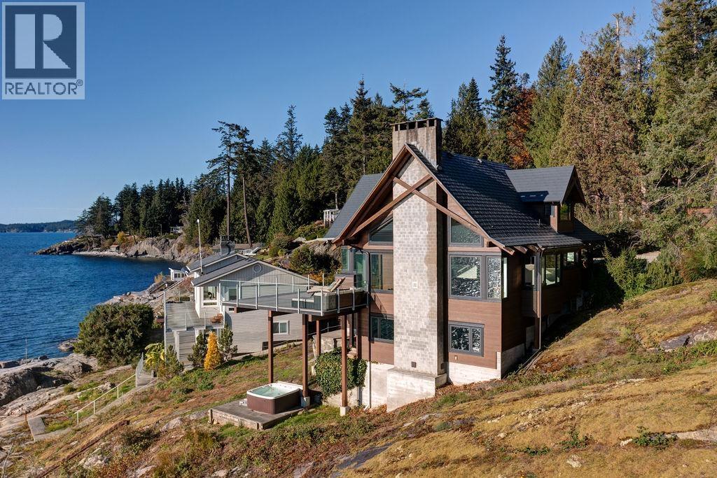 8327 Redrooffs Road, Sechelt, British Columbia  V7Z 1E4 - Photo 30 - R3177802
