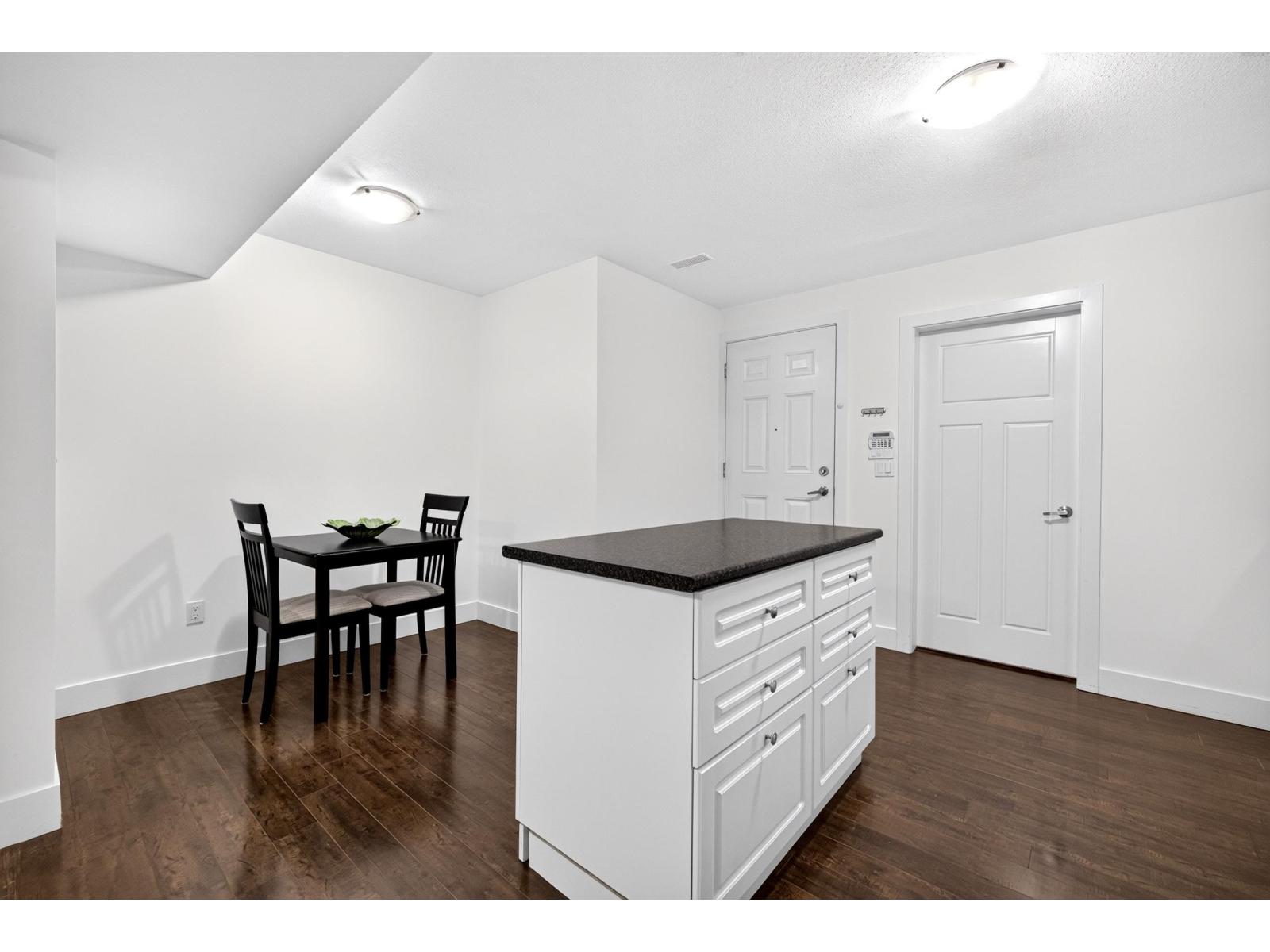 6970 195a Street, Surrey, British Columbia  V4N 5Z2 - Photo 30 - R3177125