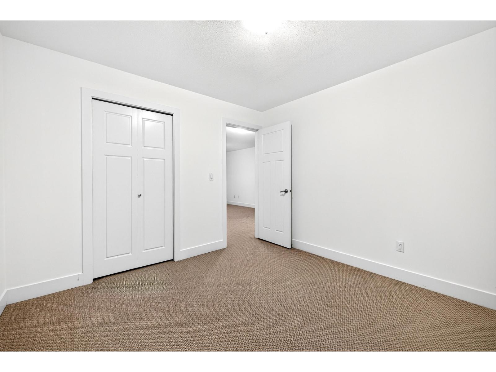 6970 195a Street, Surrey, British Columbia  V4N 5Z2 - Photo 33 - R3177125