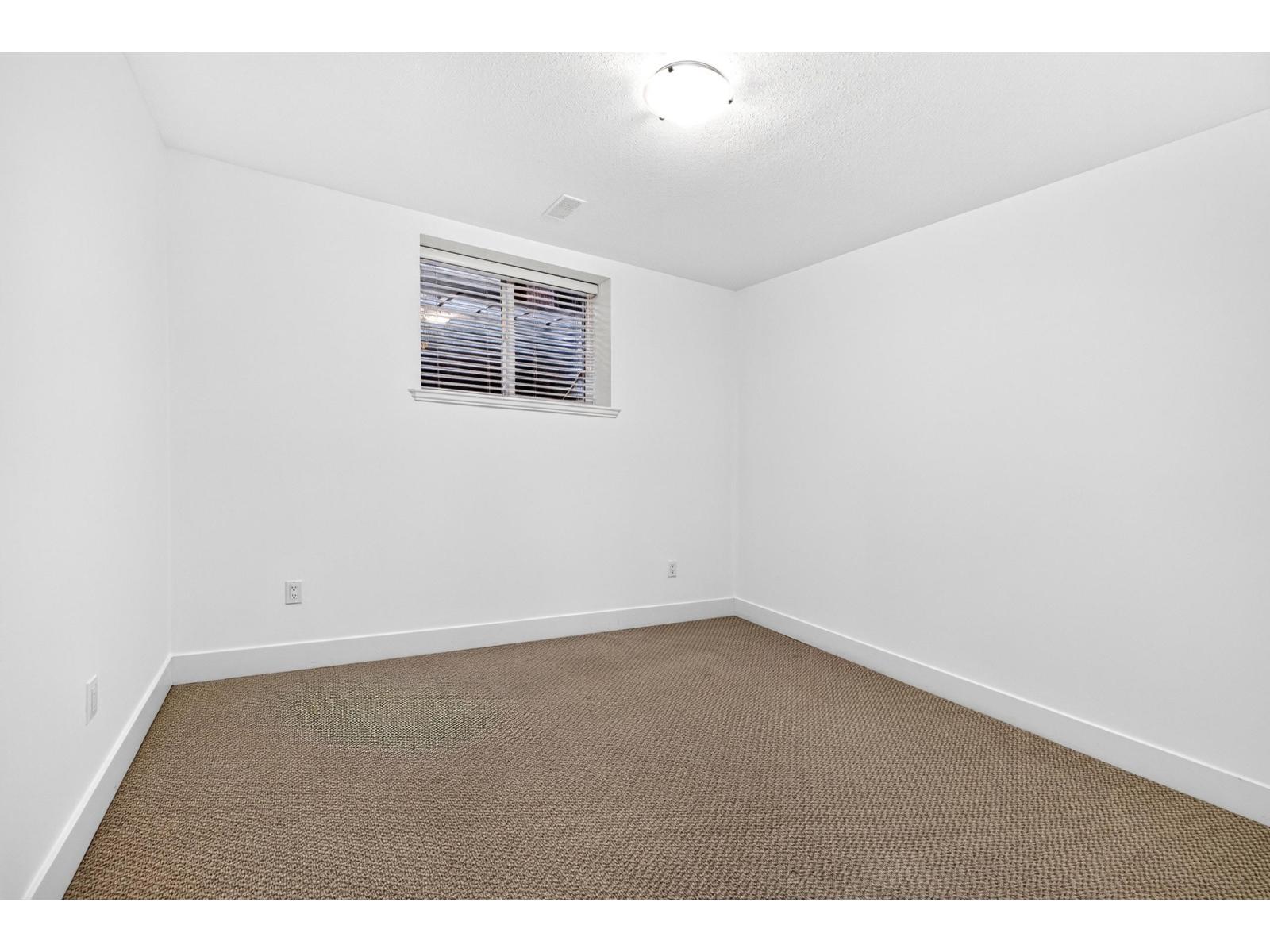 6970 195a Street, Surrey, British Columbia  V4N 5Z2 - Photo 32 - R3177125