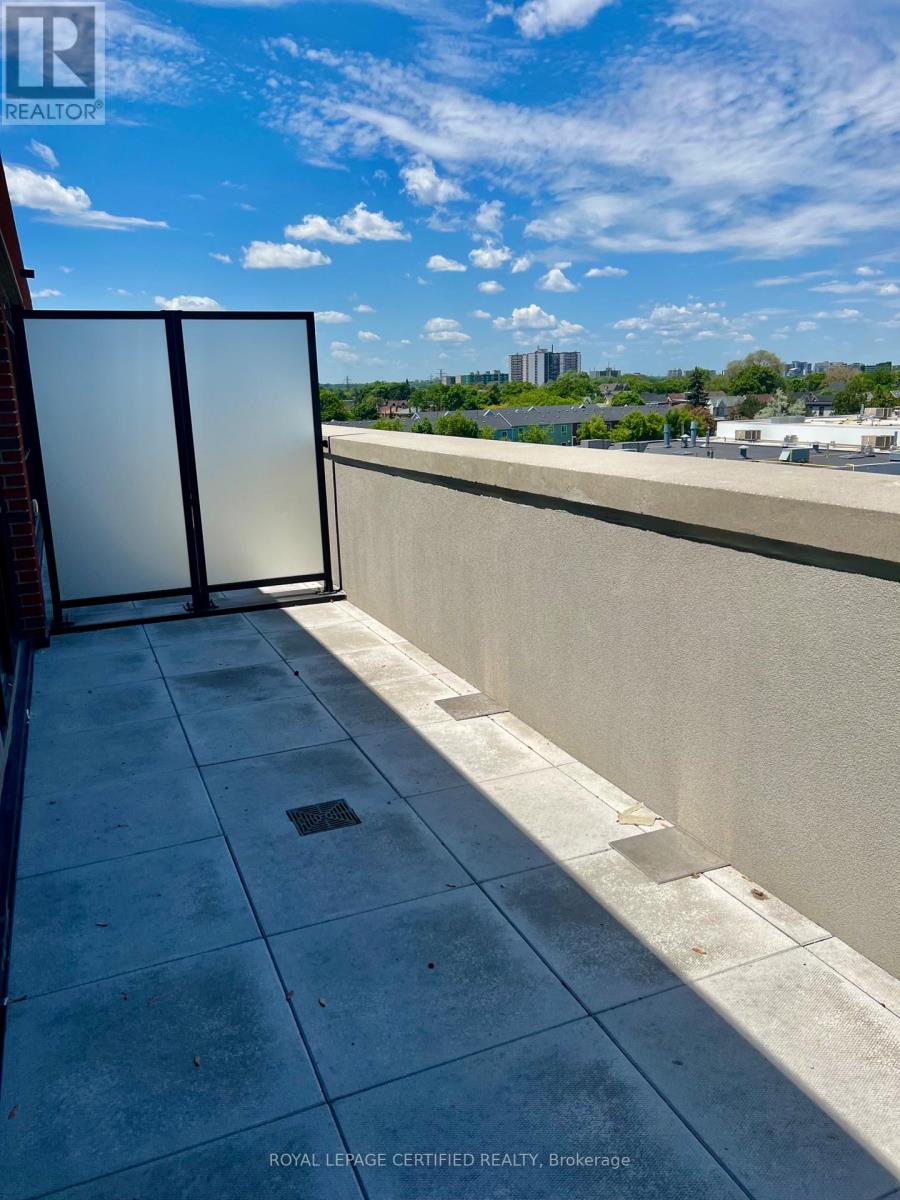 522 - 2300 St. Clair Avenue W, Toronto, Ontario  M6N 0B3 - Photo 20 - W14109512