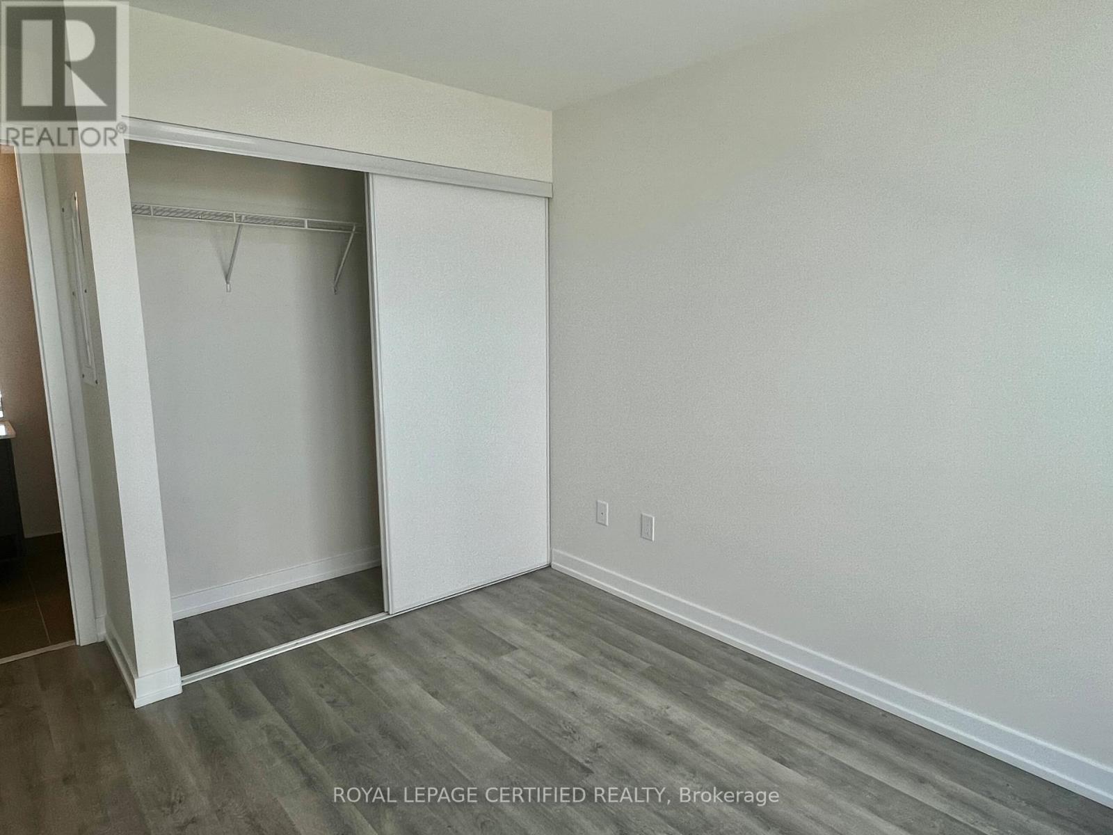 522 - 2300 St. Clair Avenue W, Toronto, Ontario  M6N 0B3 - Photo 9 - W14109512