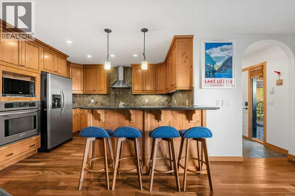 102, 714 3rd Street