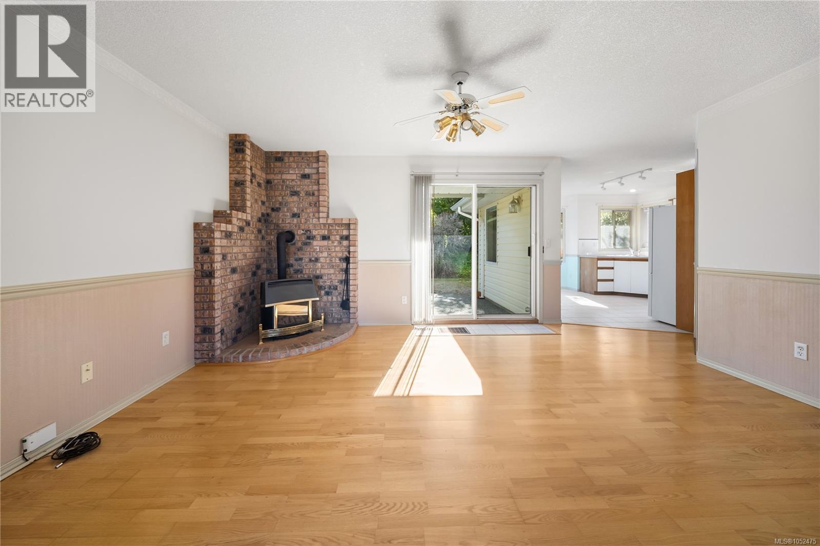 5185 Coach House Dr