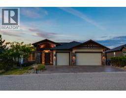 1002 Hewetson Avenue, Kelowna, British Columbia V1W 5H8 - Photo 3 - 10404322