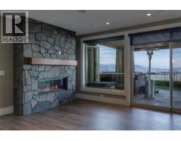 1002 Hewetson Avenue, Kelowna, British Columbia V1W 5H8 - Photo 35 - 10404322