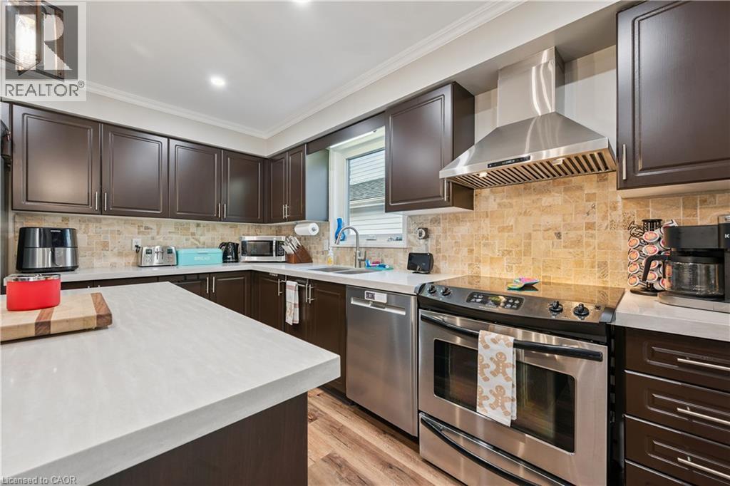 7 Kroeger Crescent, Cambridge, Ontario  N3C 4J7 - Photo 9 - 40872704
