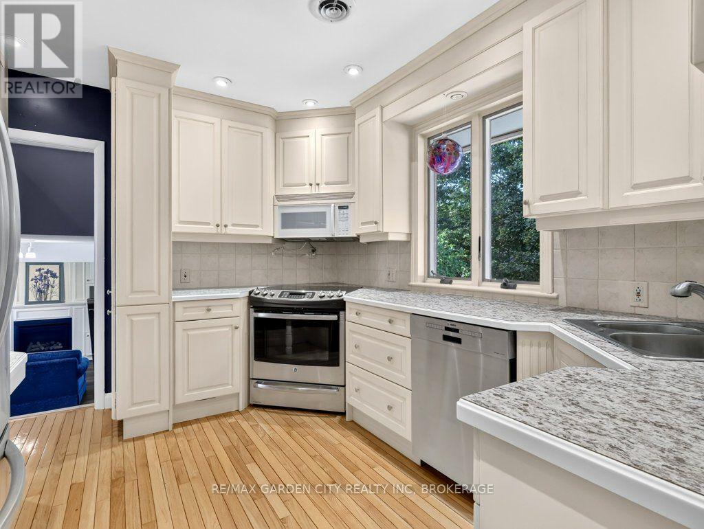 8 Agar Drive, St. Catharines, Ontario  L2M 3K3 - Photo 19 - X14109564