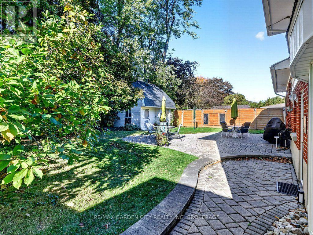 8 Agar Drive, St. Catharines, Ontario  L2M 3K3 - Photo 7 - X14109564