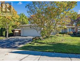 89 PAGE AVENUE, Toronto, Ontario