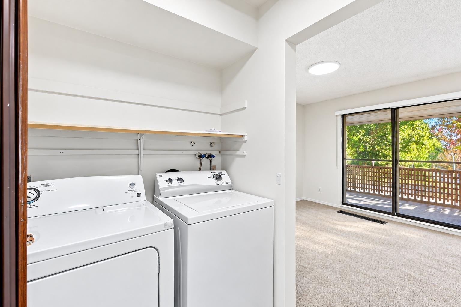 10511 Holly Park Lane, Surrey, British Columbia  V3R 6X8 - Photo 17 - R3177288