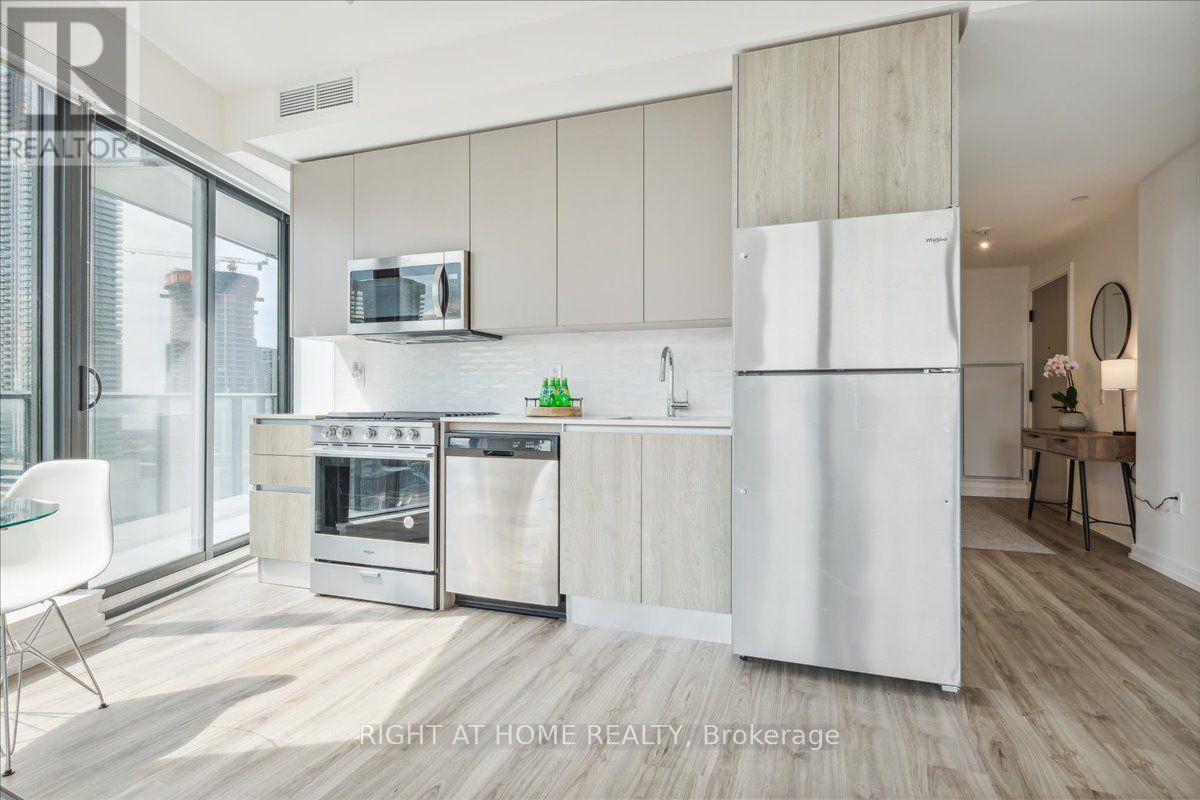 1702 - 2a Church Street, Toronto, Ontario  M5E 0E1 - Photo 10 - C14109604