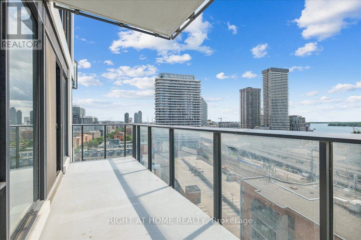 1702 - 2a Church Street, Toronto, Ontario  M5E 0E1 - Photo 22 - C14109604
