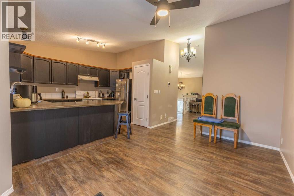 4430 47 Avenue, Sylvan Lake, Alberta  T4S 1P1 - Photo 6 - A2351622