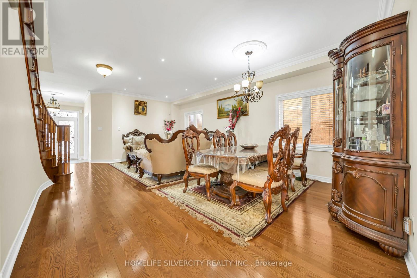 70 Appleaire Crescent, Brampton, Ontario  L6R 0V9 - Photo 9 - W14109608