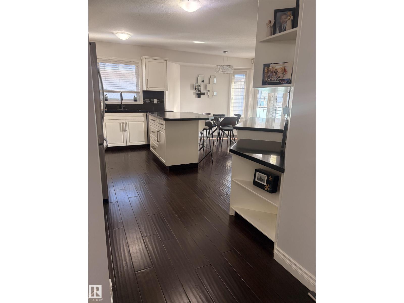 37 Everest Cr, St. Albert, Alberta  T8N 6L1 - Photo 6 - E4513942