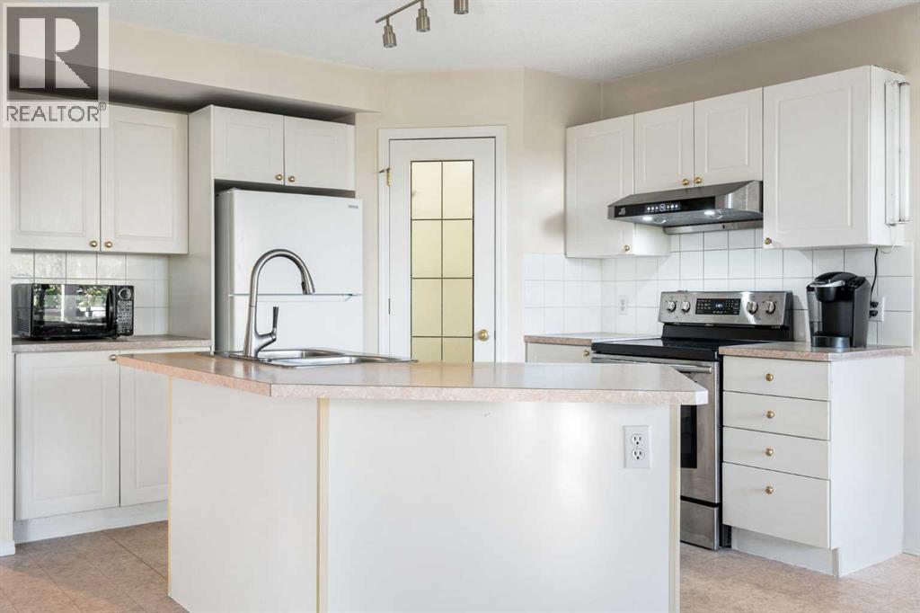 87 Citadel Meadow Grove Nw, Calgary, Alberta  T3G 4K8 - Photo 11 - A2354251