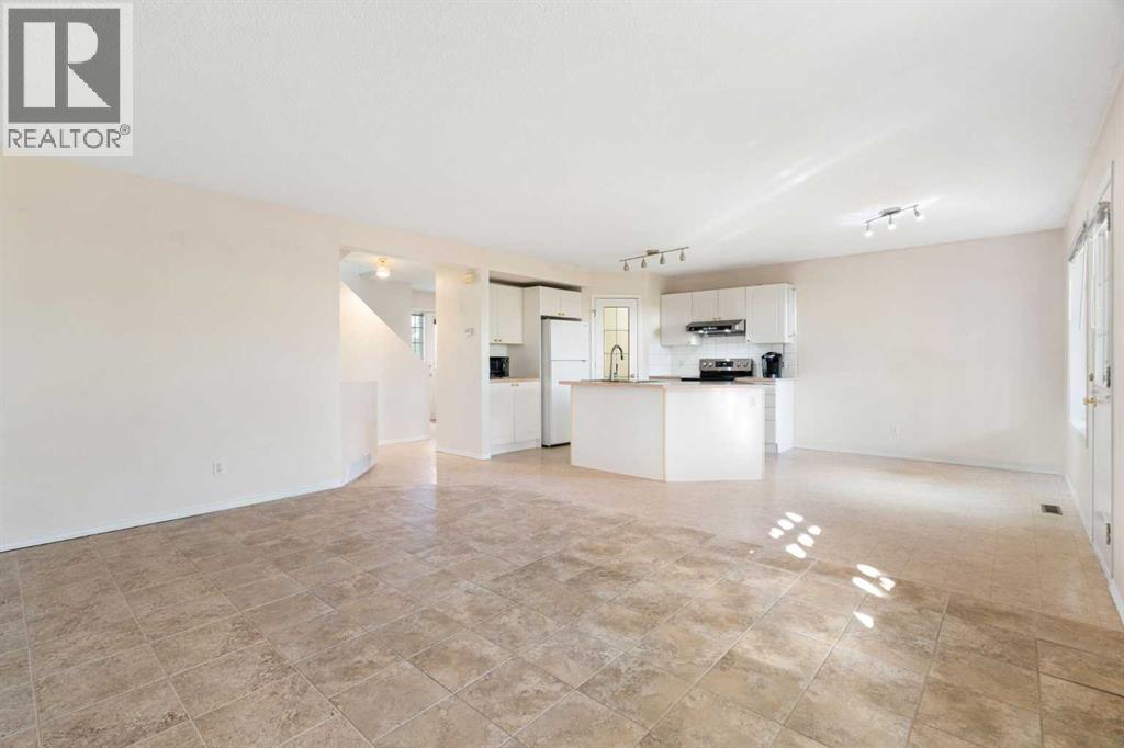 87 Citadel Meadow Grove Nw, Calgary, Alberta  T3G 4K8 - Photo 8 - A2354251