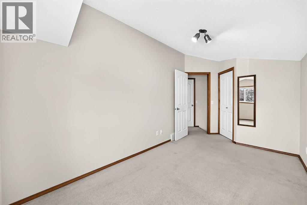 168 Somerglen Common Sw, Calgary, Alberta  T2Y 4E8 - Photo 19 - A2337706