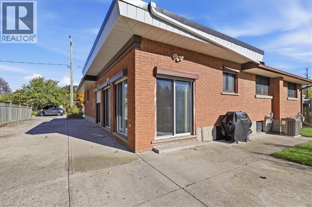 207 Elliott Street, Cambridge, Ontario  N1R 2K8 - Photo 41 - 40873215