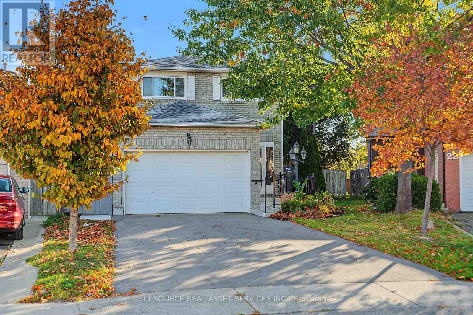 20 KESTEVEN CRESCENT, Brampton, Ontario
