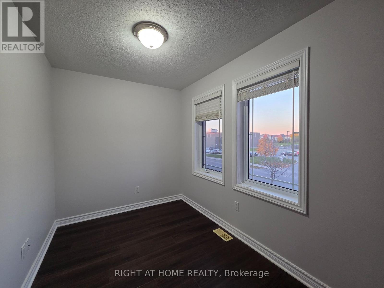 229 Leamington Way, Ottawa, Ontario  K2J 3T6 - Photo 12 - X14109704