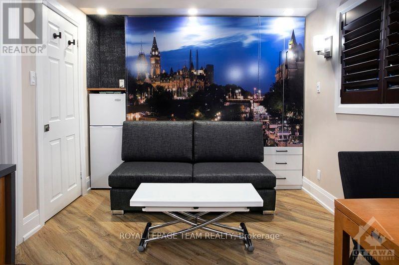A - 2219 Melfort Street, Ottawa, Ontario  K1G 1H6 - Photo 3 - X14109706