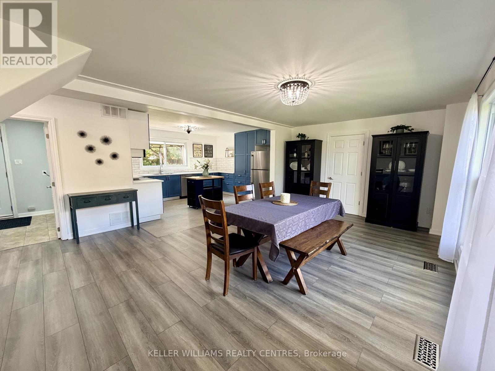 18 Bushey Avenue, Essa (Angus), Ontario  L3W 0L2 - Photo 13 - N14109626
