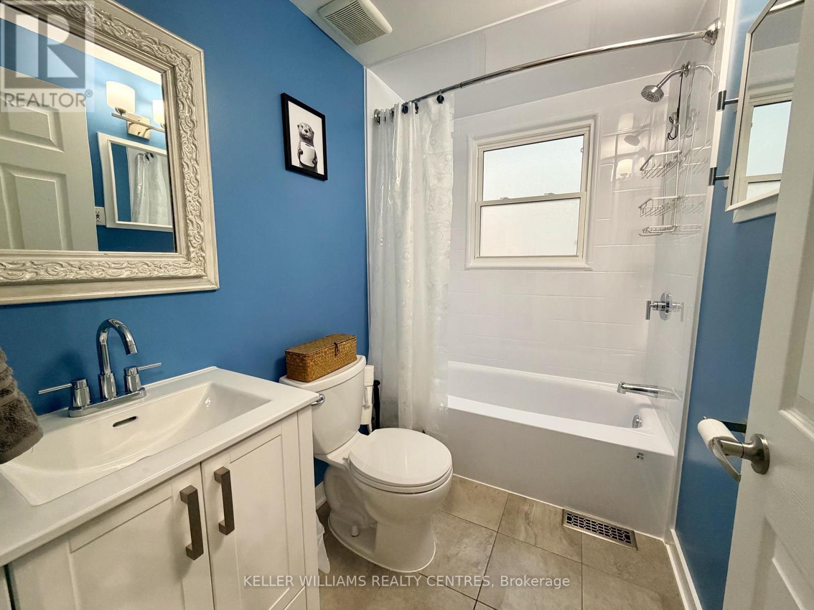 18 Bushey Avenue, Essa (Angus), Ontario  L3W 0L2 - Photo 16 - N14109626