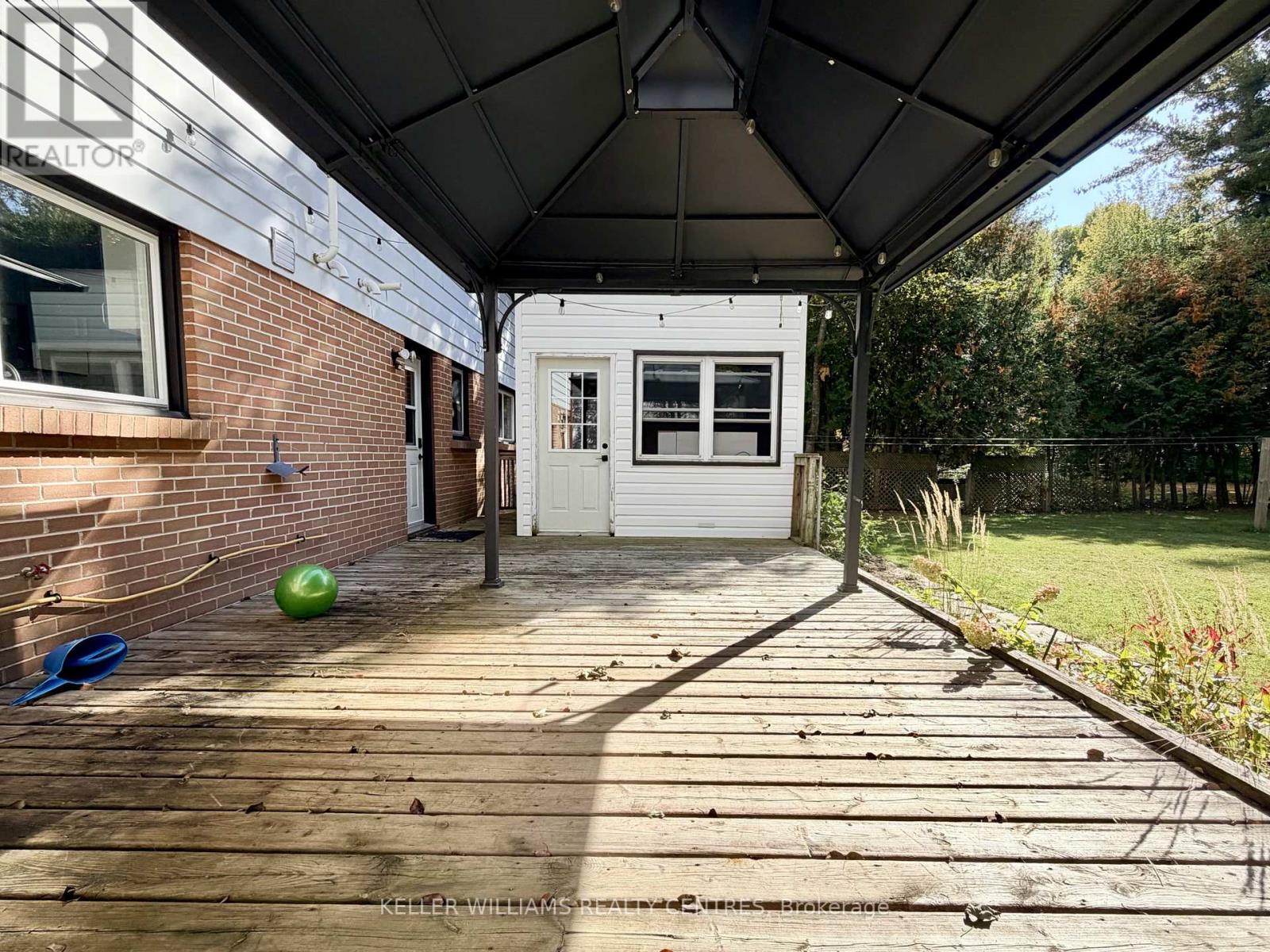 18 Bushey Avenue, Essa (Angus), Ontario  L3W 0L2 - Photo 44 - N14109626