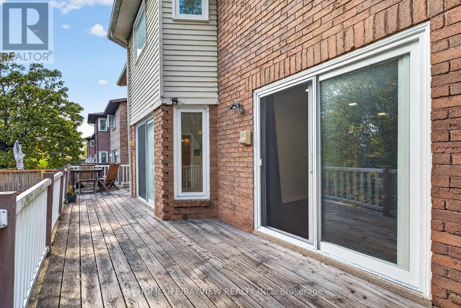 Main And Second - 183 Old Surrey Lane, Richmond Hill (South Richvale), Ontario  L4C 6S1 - Photo 11 - N14109642