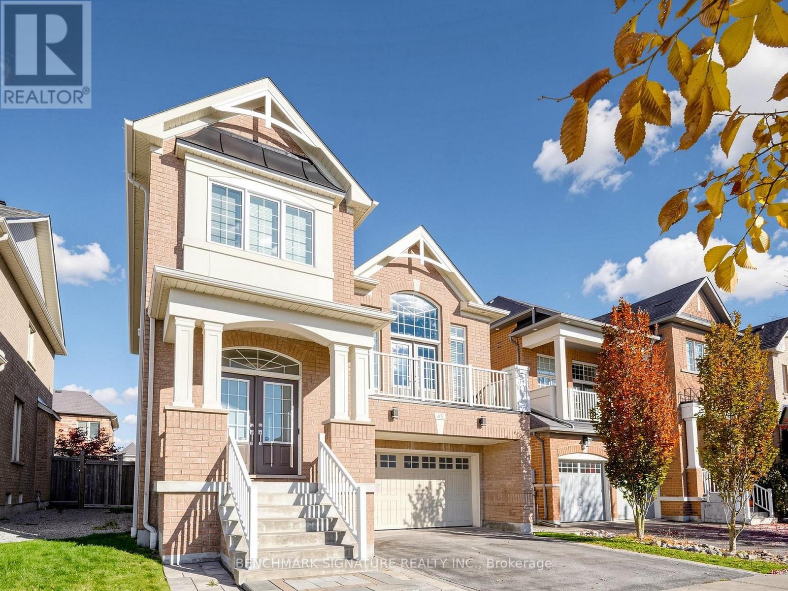 63 Yakefarm Boulevard, Whitchurch-Stouffville (Stouffville), Ontario  L4A 0V4 - Photo 2 - N14109658
