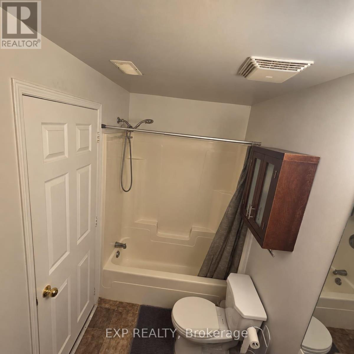 Lower - 16 Lucas Avenue, Barrie (Holly), Ontario  L4N 9N1 - Photo 10 - S14109652