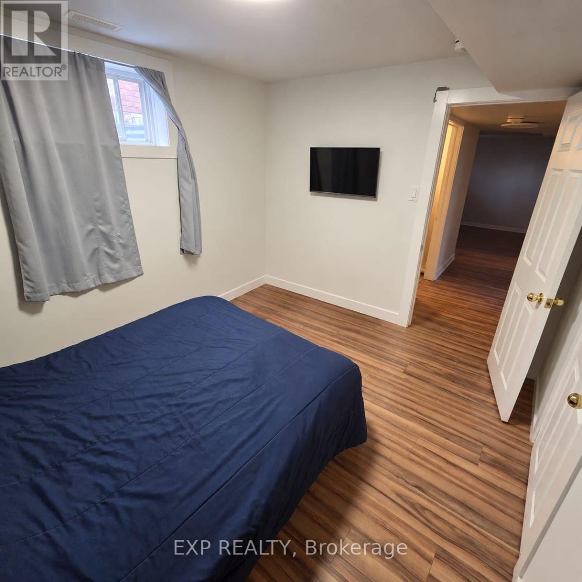 Lower - 16 Lucas Avenue, Barrie (Holly), Ontario  L4N 9N1 - Photo 8 - S14109652