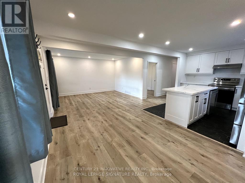 1 - 127 Treeview Drive, Toronto, Ontario  M8W 4C4 - Photo 4 - W13843152