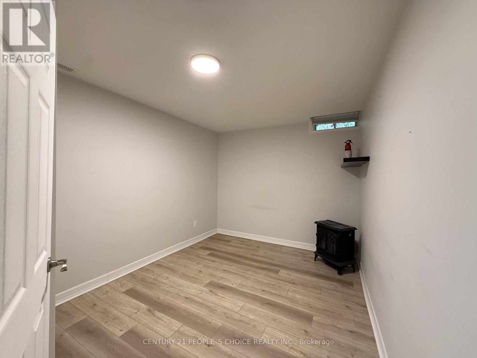 Bsmt - 2906 Peacock Drive, Mississauga, Ontario  L5M 5S2 - Photo 29 - W13684510
