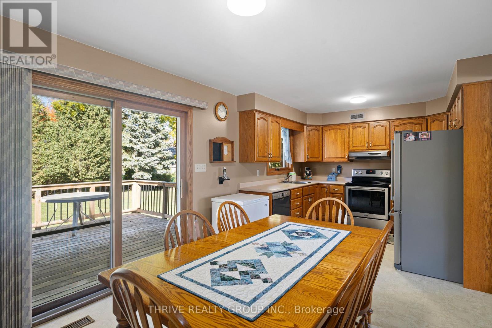 94 York Street, Bluewater, Ontario  N0M 1X0 - Photo 11 - X14109778