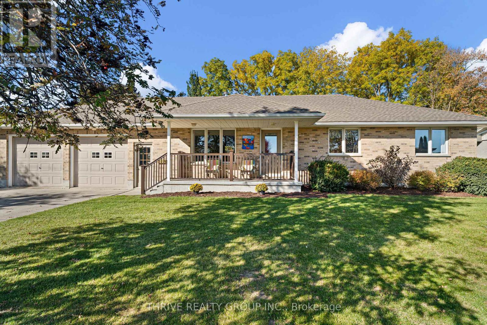 94 York Street, Bluewater, Ontario  N0M 1X0 - Photo 2 - X14109778