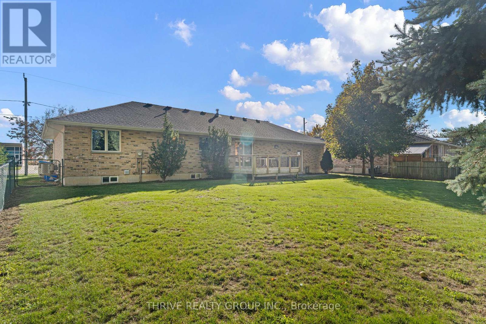 94 York Street, Bluewater, Ontario  N0M 1X0 - Photo 37 - X14109778