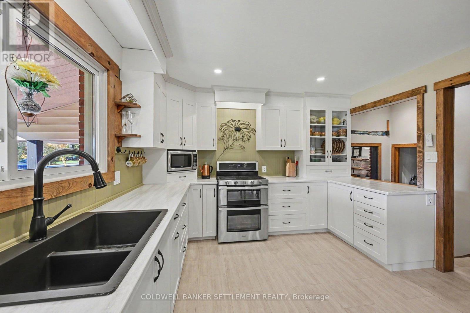 192 Clarchris Road, Tay Valley, Ontario  K7H 3C6 - Photo 4 - X14109726