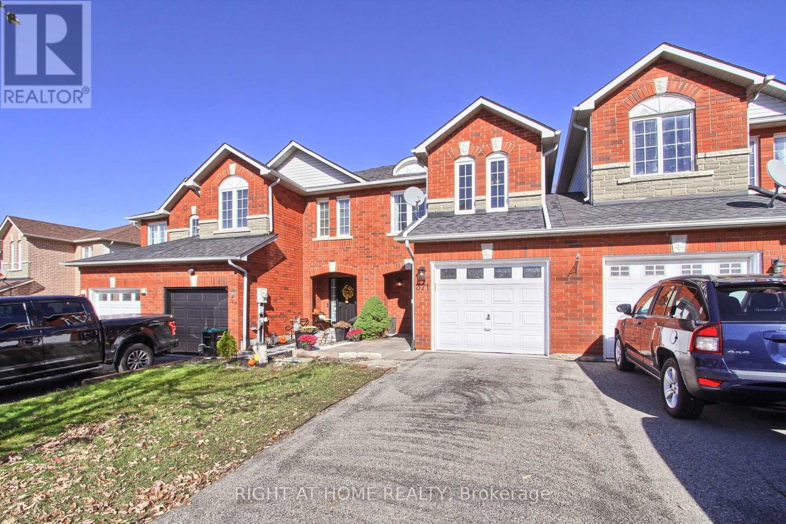 371 Ferndale Drive, Barrie, Ontario  L4N 9Y8 - Photo 2 - S14109724