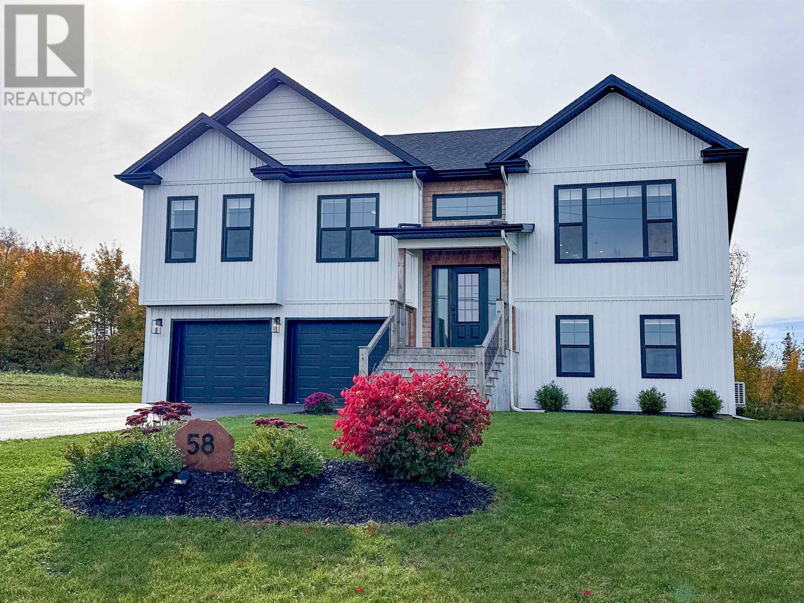 58 Mcgregor Drive, Stratford, Prince Edward Island  C1B 1K9 - Photo 1 - 202626477