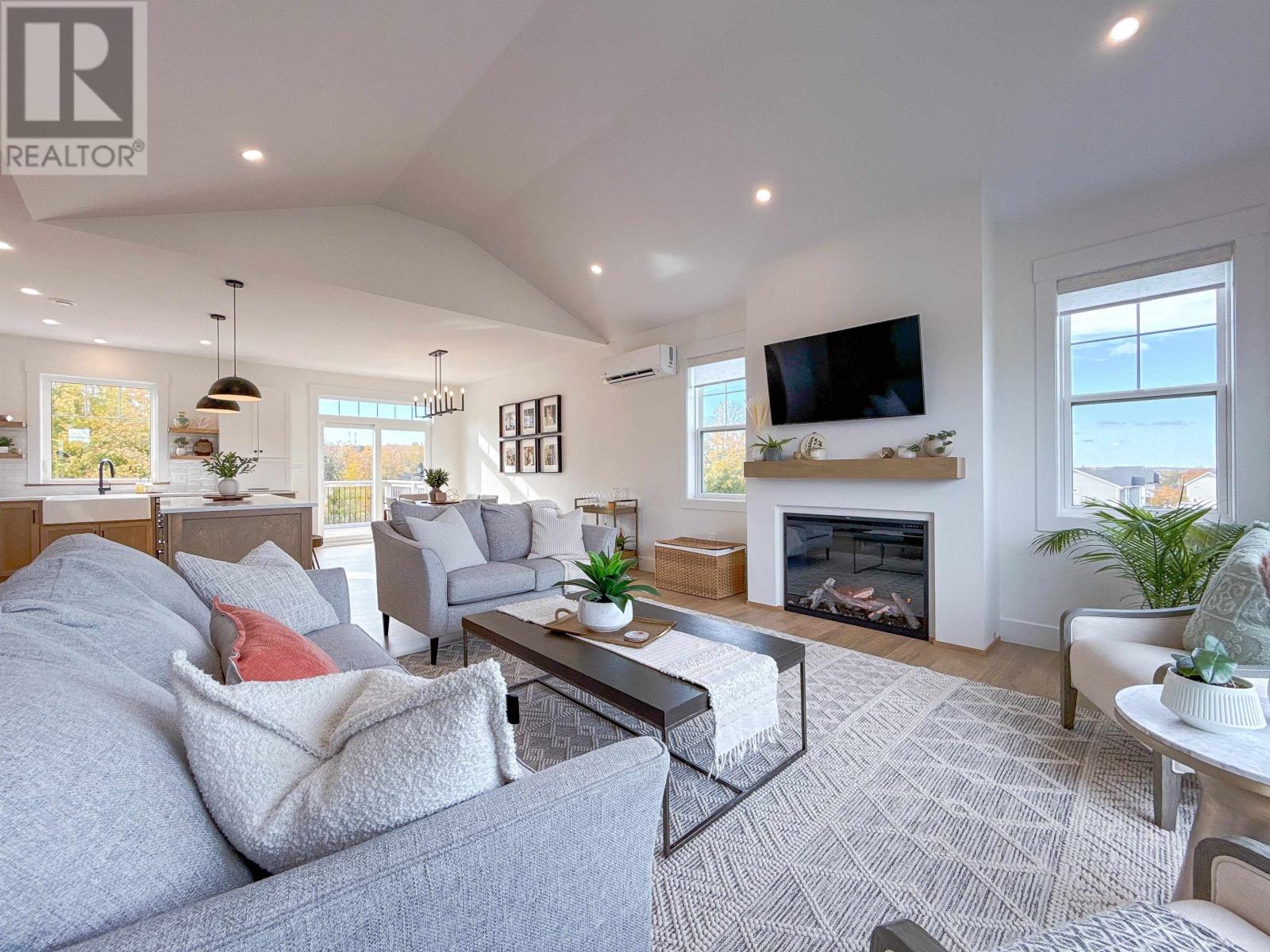 58 Mcgregor Drive, Stratford, Prince Edward Island  C1B 1K9 - Photo 4 - 202626477
