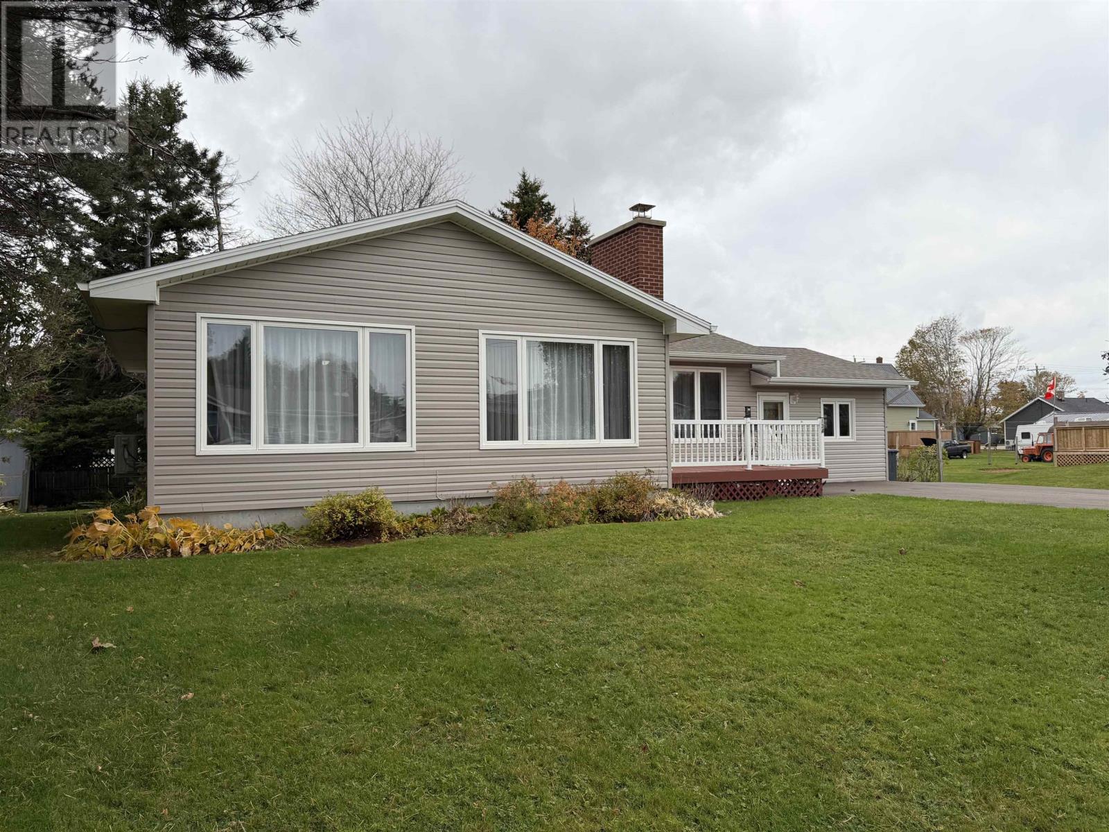 134 Tupper Drive, Summerside, Prince Edward Island  C1N 4A7 - Photo 2 - 202626483