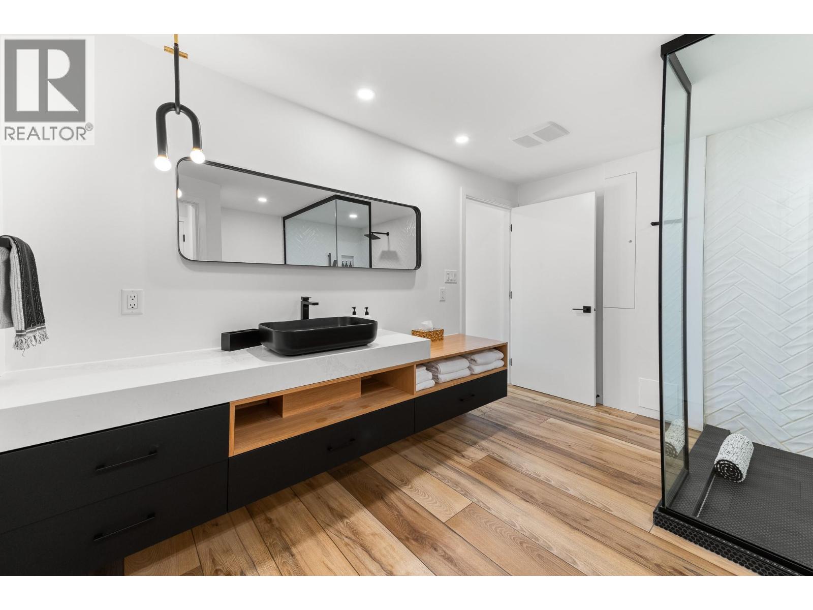 398 Upper Bench Road S, Penticton, British Columbia  V2A 8S9 - Photo 36 - 10402815