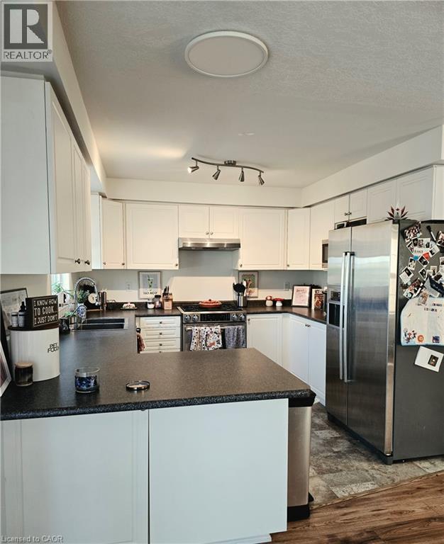 67 Bloomington Drive, Cambridge, Ontario  N1P 1J5 - Photo 6 - 40872694