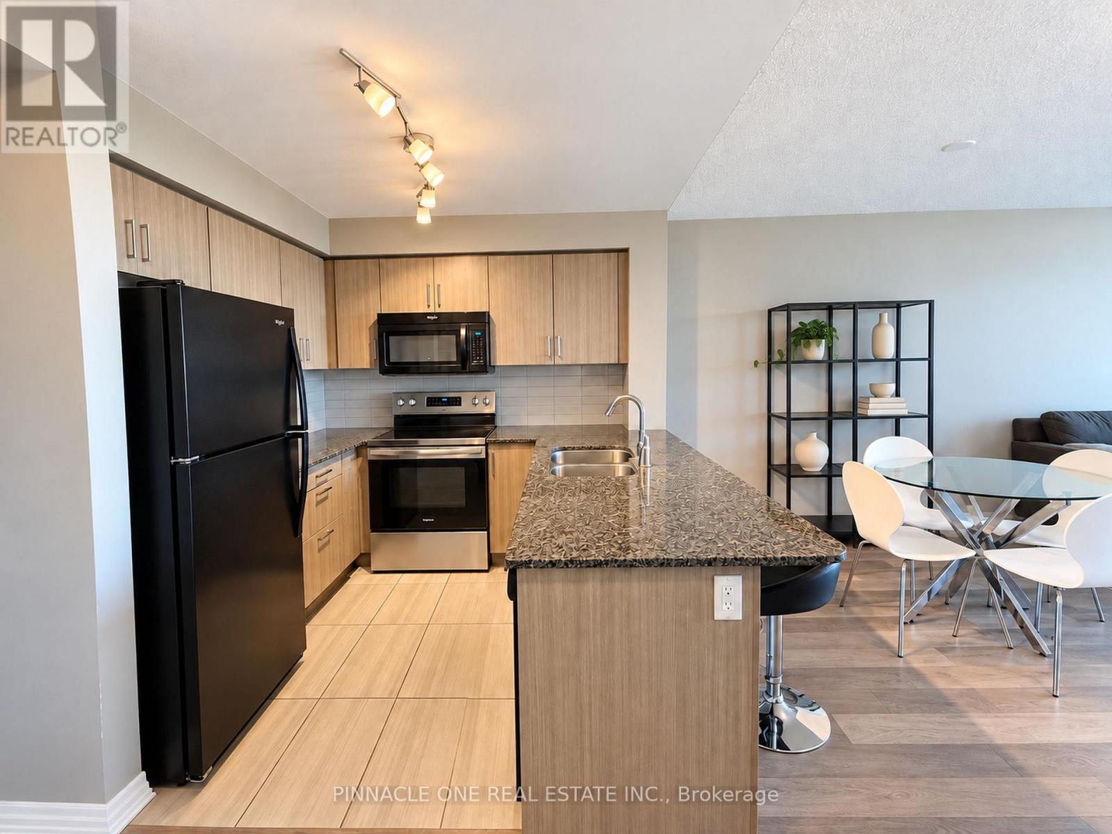 910 - 80 Esther Lorrie Drive, Toronto, Ontario  M9W 4V1 - Photo 6 - W14109654