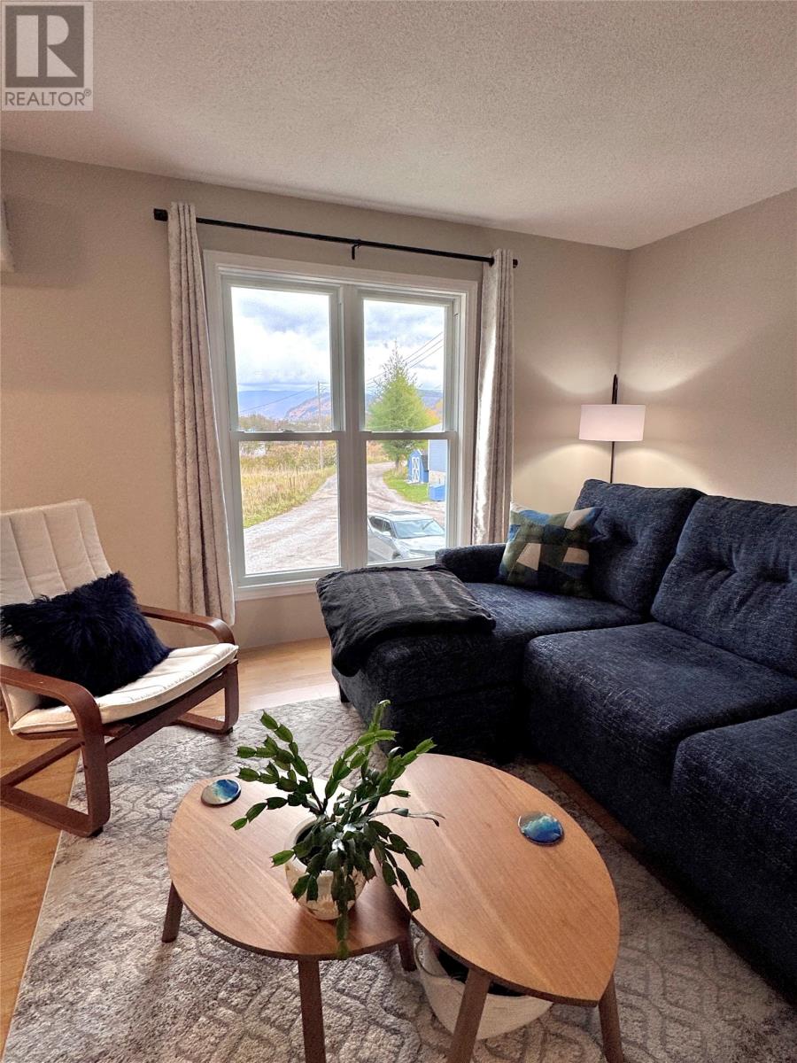 11 Marshalls Lane, Woody Point — photo 17